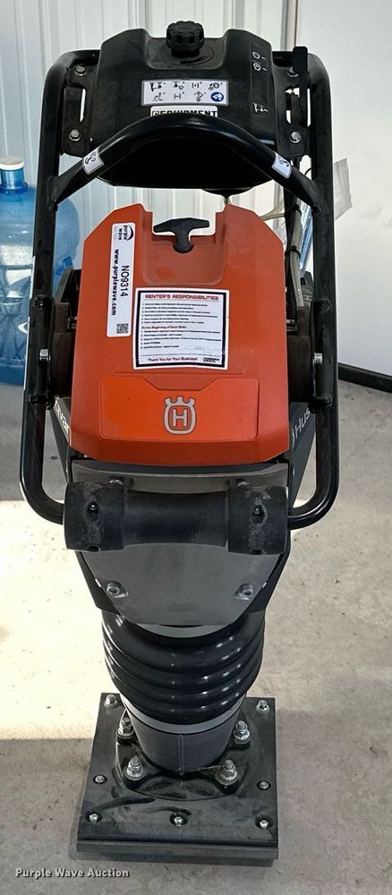 image for item NO9314 Husqvarna LT6005  plate compactor