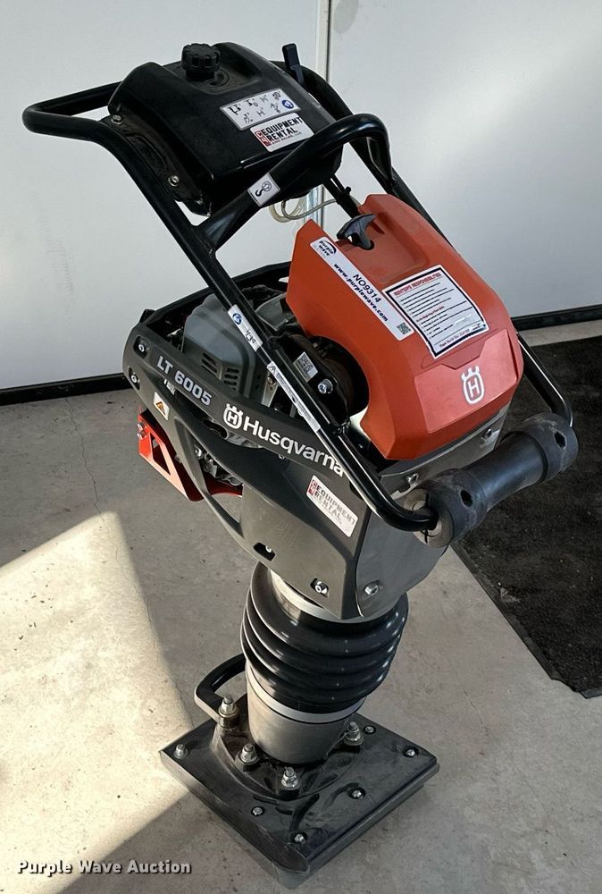 image for item NO9314 Husqvarna LT6005  plate compactor