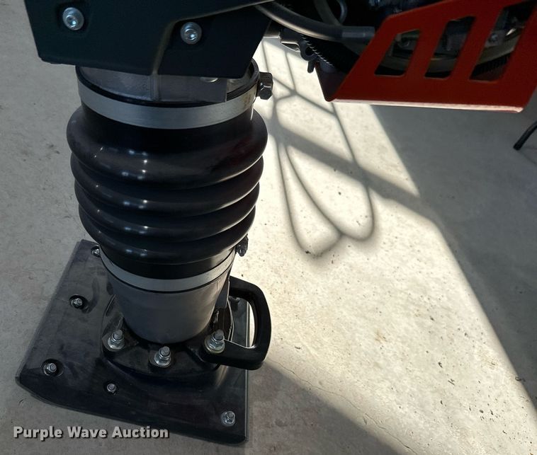 image for item NO9314 Husqvarna LT6005  plate compactor