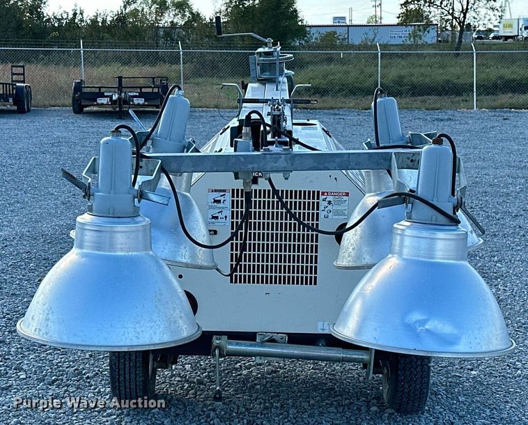 image for item NO9320 2015 Terex RL4  light plant