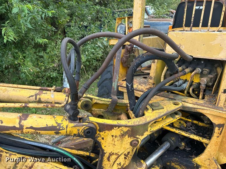 image for item NO9325 1973 Case 580B  backhoe