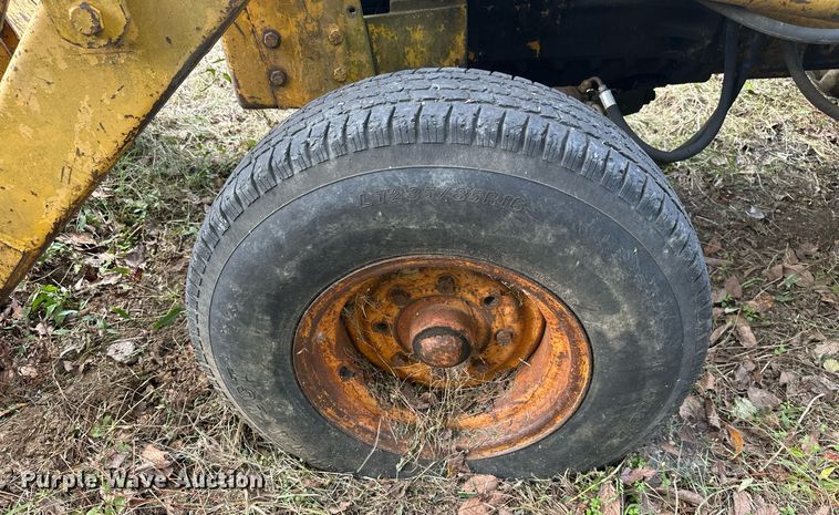 image for item NO9325 1973 Case 580B  backhoe