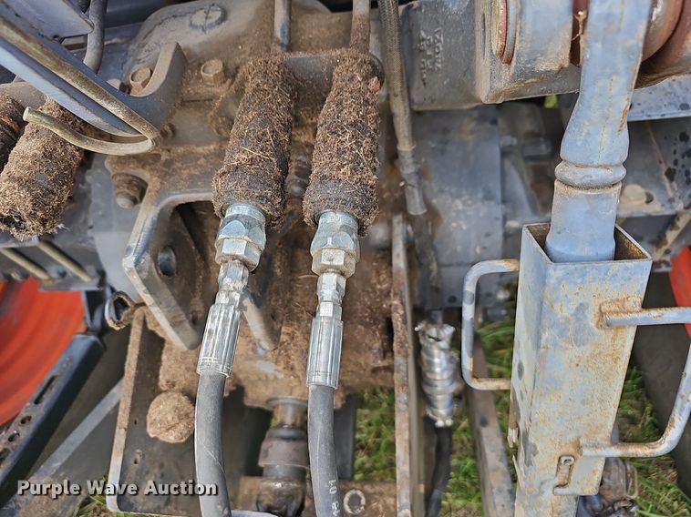 image for item NP9000 Vermeer 6650 Rancher  round baler