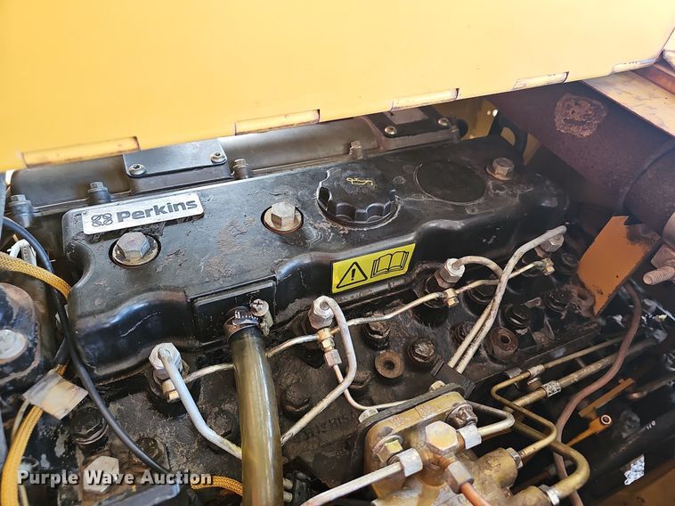 image for item NP9001 1998 Eagle Picher RC60  forklift