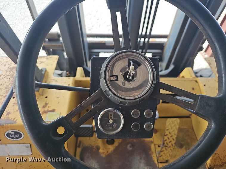 image for item NP9001 1998 Eagle Picher RC60  forklift