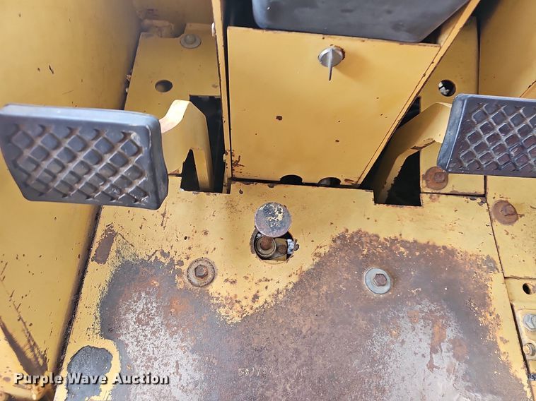 image for item NP9001 1998 Eagle Picher RC60  forklift