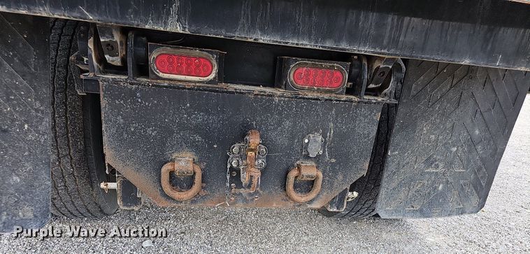 image for item NP9002 1999 International 4700  dump truck