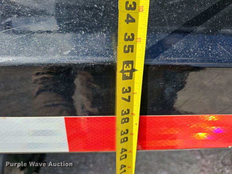 image for item NP9002 1999 International 4700  dump truck