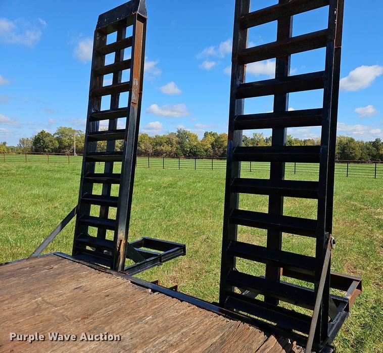 image for item NP9004 1989 Durcholz  equipment trailer