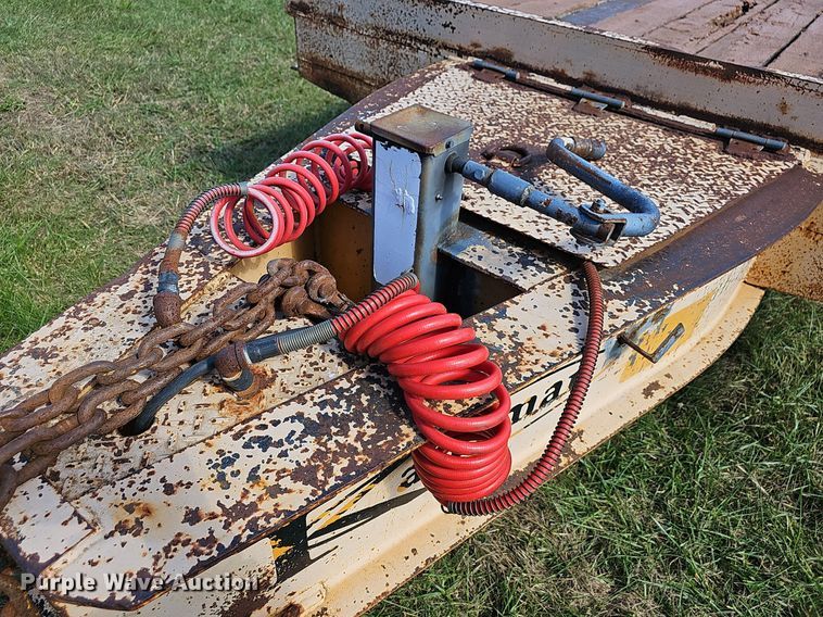 image for item NP9005 2004 Kaufman  equipment trailer