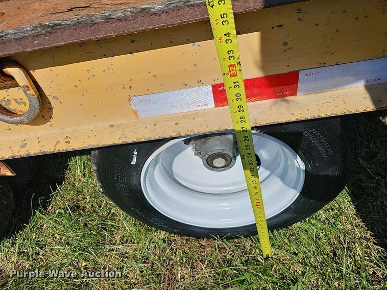 image for item NP9005 2004 Kaufman  equipment trailer