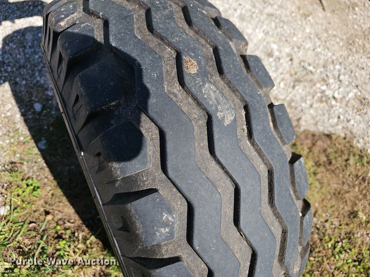 image for item NP9010 2013 Krone Easy Cut 3200CV  disc mower