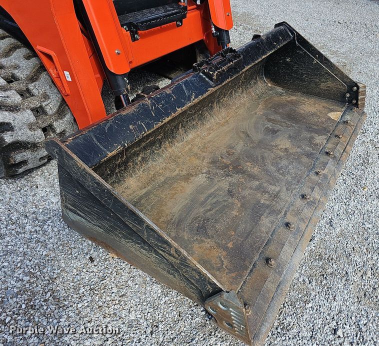 image for item NP9012 2021 Kubota SVL97-2  skid steer loader