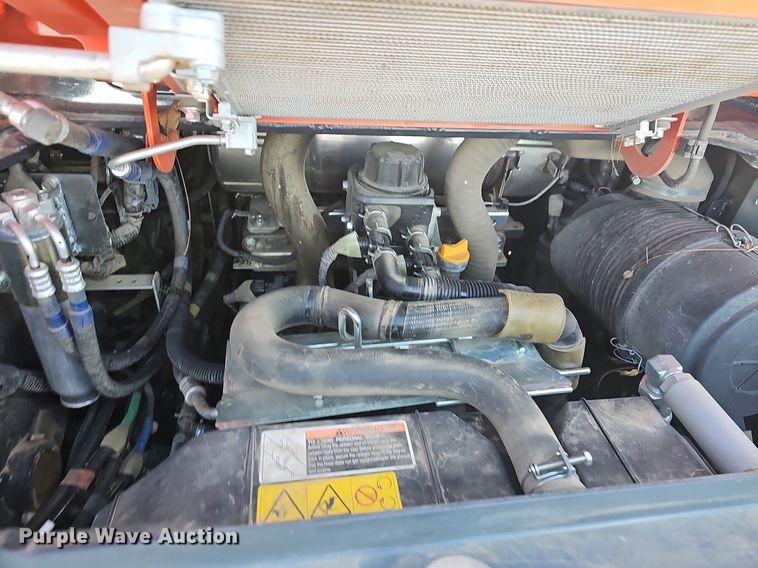 image for item NP9012 2021 Kubota SVL97-2  skid steer loader