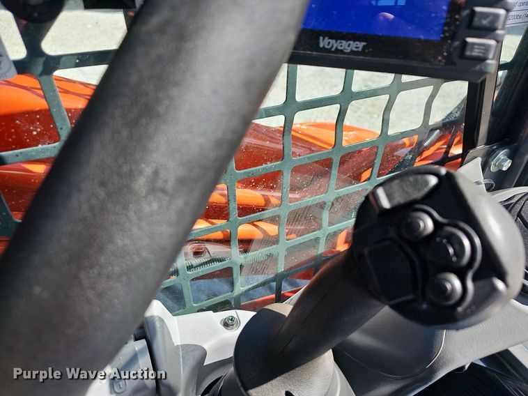 image for item NP9012 2021 Kubota SVL97-2  skid steer loader