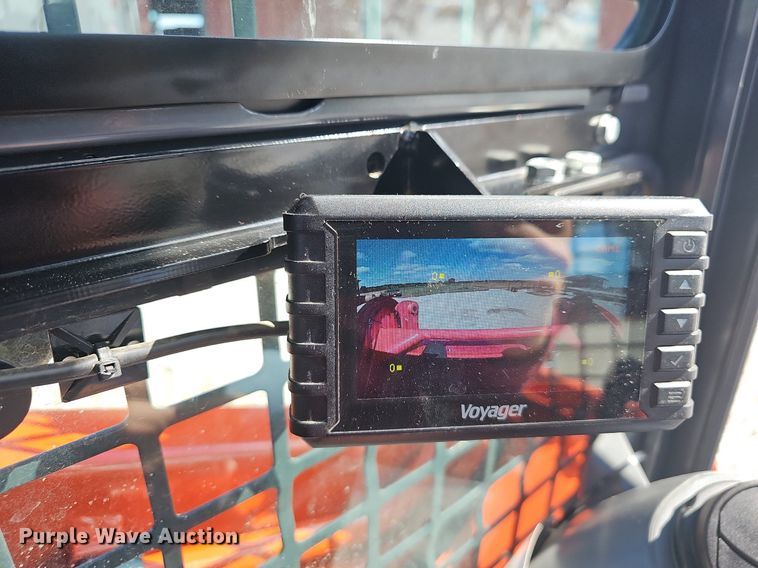 image for item NP9012 2021 Kubota SVL97-2  skid steer loader