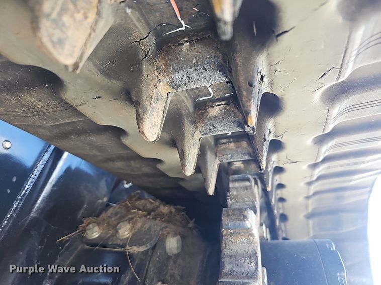 image for item NP9012 2021 Kubota SVL97-2  skid steer loader