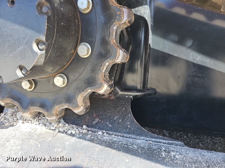 image for item NP9012 2021 Kubota SVL97-2  skid steer loader