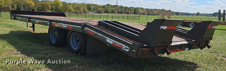 image for item NP9013 2015 Interstate 20DT  equipment trailer