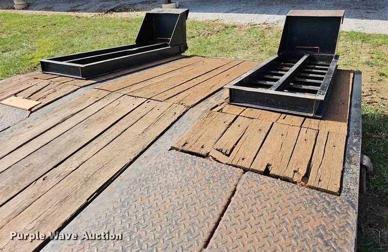 image for item NP9013 2015 Interstate 20DT  equipment trailer