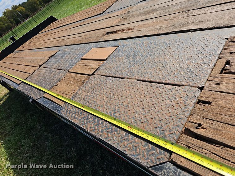 image for item NP9013 2015 Interstate 20DT  equipment trailer