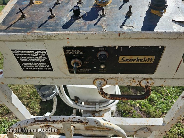 image for item NP9015 Snorkel 37WI  boom lift