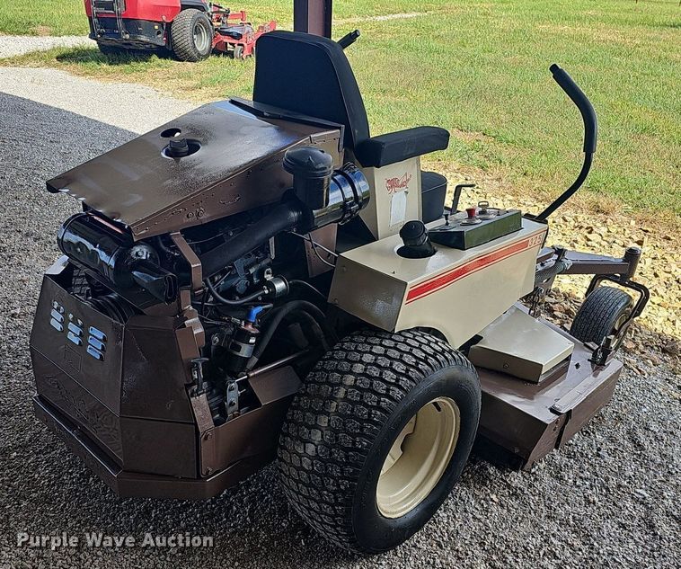 image for item NP9017 Grasshopper 325  ZTR lawn mower