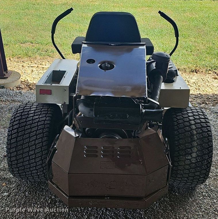 image for item NP9017 Grasshopper 325  ZTR lawn mower