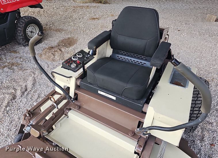 image for item NP9017 Grasshopper 325  ZTR lawn mower