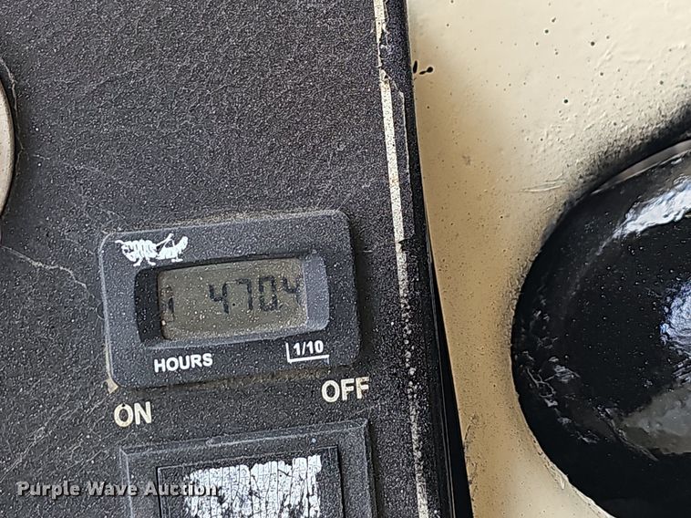 image for item NP9017 Grasshopper 325  ZTR lawn mower