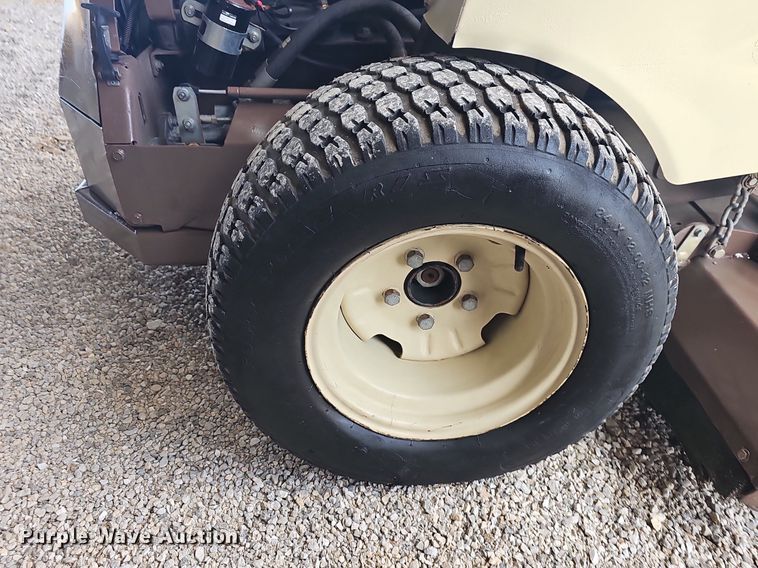 image for item NP9017 Grasshopper 325  ZTR lawn mower