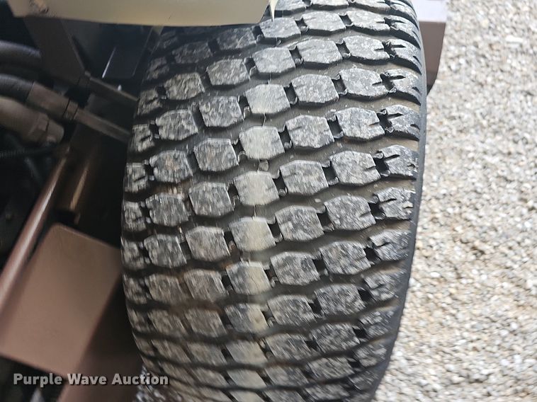 image for item NP9017 Grasshopper 325  ZTR lawn mower