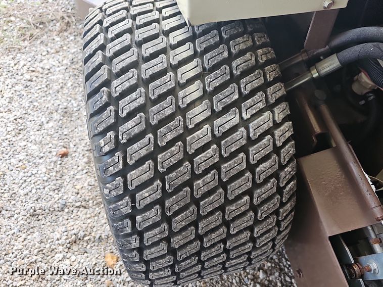 image for item NP9017 Grasshopper 325  ZTR lawn mower