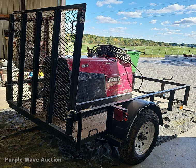 image for item NP9023 2016 Top Hat  utility trailer