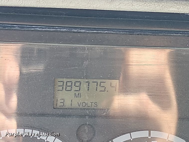 image for item NP9025 2005 Freightliner Columbia  dump truck