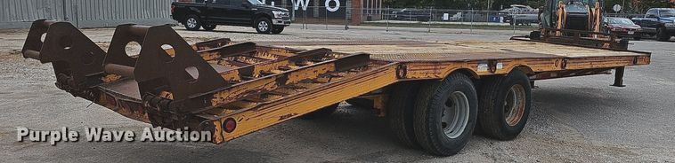 image for item NP9046 1995 CZ  equipment trailer