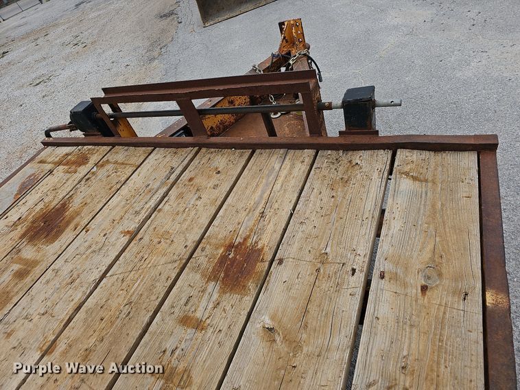 image for item NP9046 1995 CZ  equipment trailer