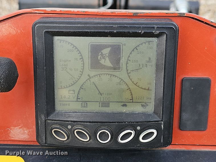 image for item NP9047 2019 Ditch Witch SK1050  compact utility loader