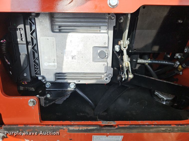 image for item NP9047 2019 Ditch Witch SK1050  compact utility loader