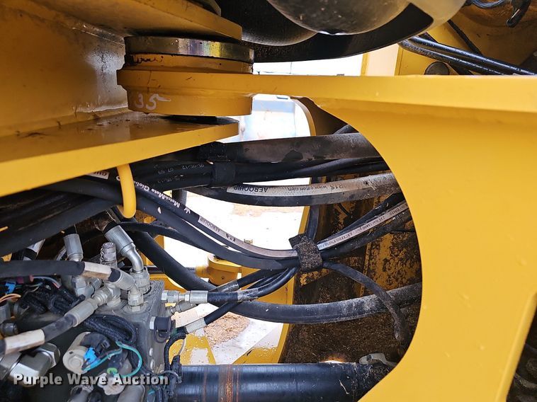 image for item NP9057 2012 John Deere 544K  wheel loader