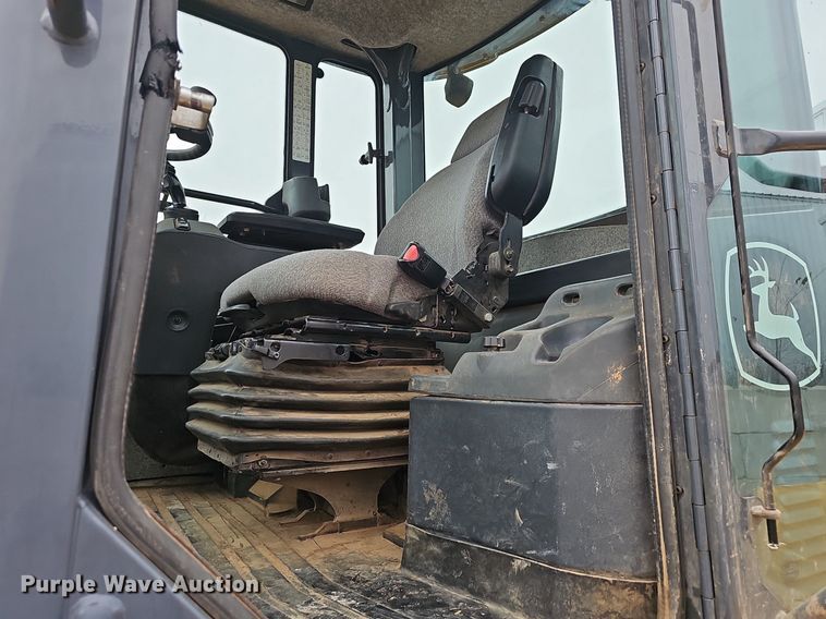image for item NP9057 2012 John Deere 544K  wheel loader
