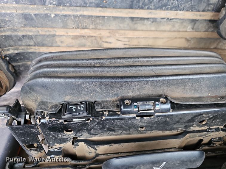 image for item NP9057 2012 John Deere 544K  wheel loader