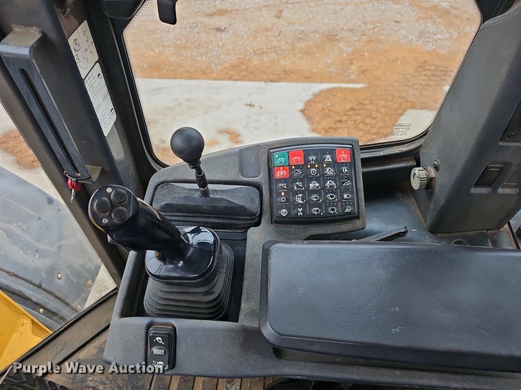 image for item NP9057 2012 John Deere 544K  wheel loader