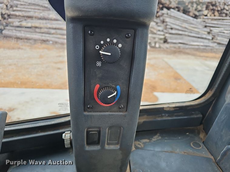 image for item NP9057 2012 John Deere 544K  wheel loader