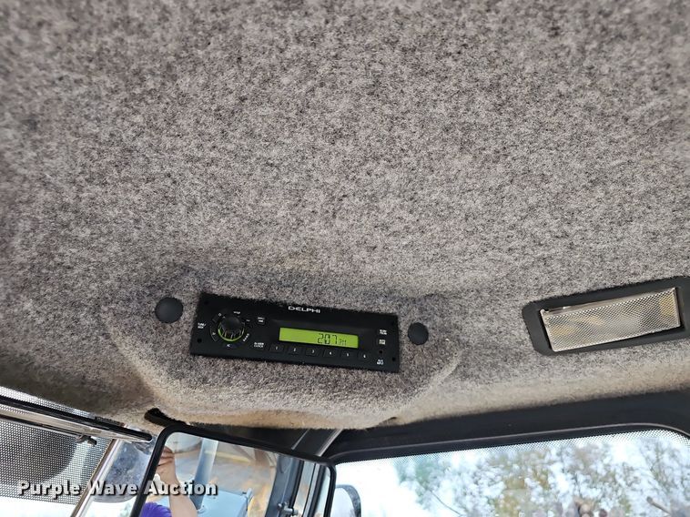 image for item NP9057 2012 John Deere 544K  wheel loader