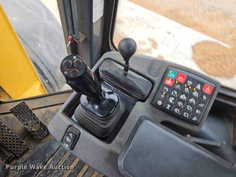 image for item NP9057 2012 John Deere 544K  wheel loader