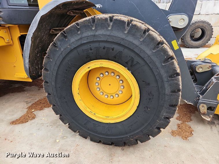 image for item NP9057 2012 John Deere 544K  wheel loader