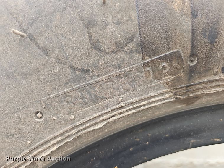 image for item NP9058 (4) Titan 20.5/R25 tires