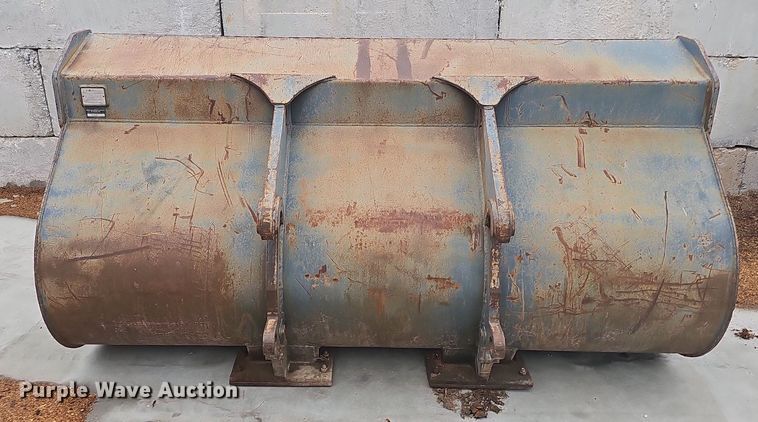 image for item NP9059 JRB 555L  102"W bucket