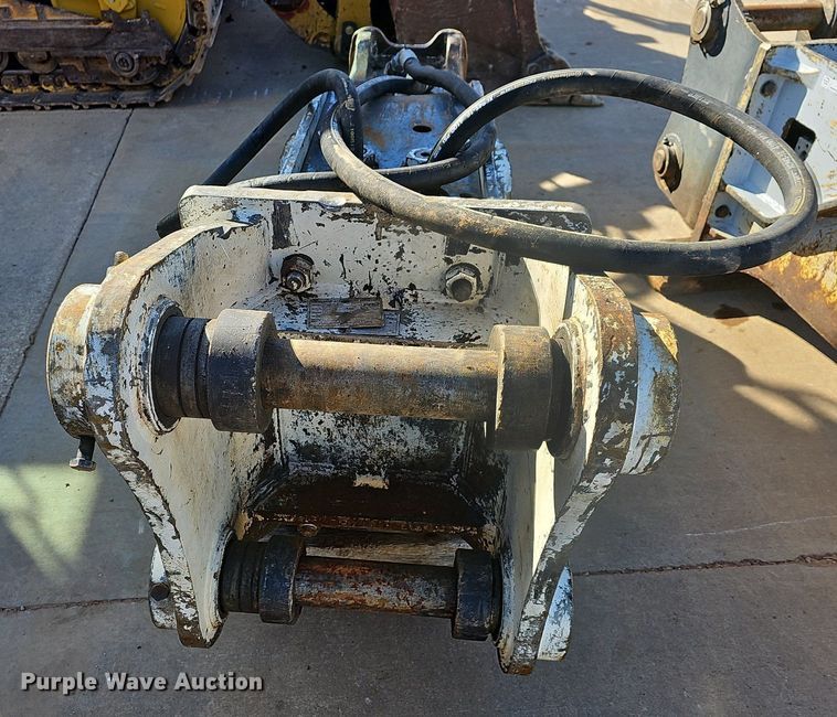 image for item NP9090 FRD FX475-TV  breaker